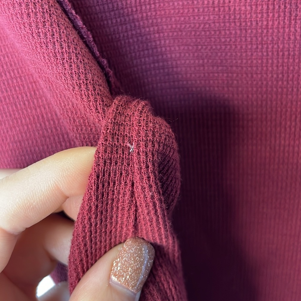 NWT We The Free Gorgeous Cuff Thermal Top - Wild Garnet Combo - Size Small - Picture 16 of 17